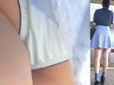 パンチラ盗撮 女子大生 水色パンツを電車内で強引撮影